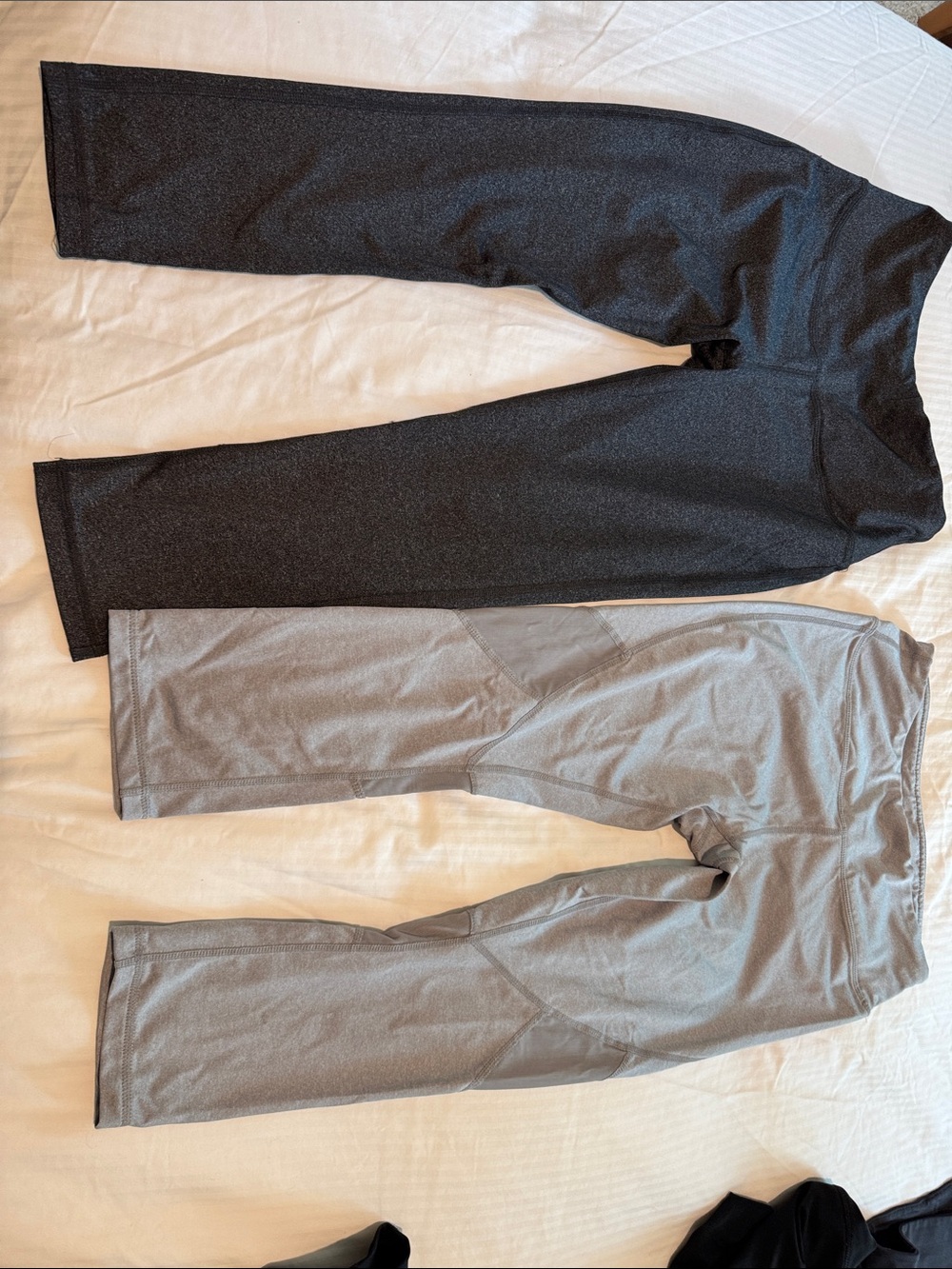New Women’s S Reebok set Leggings - Black and Gray